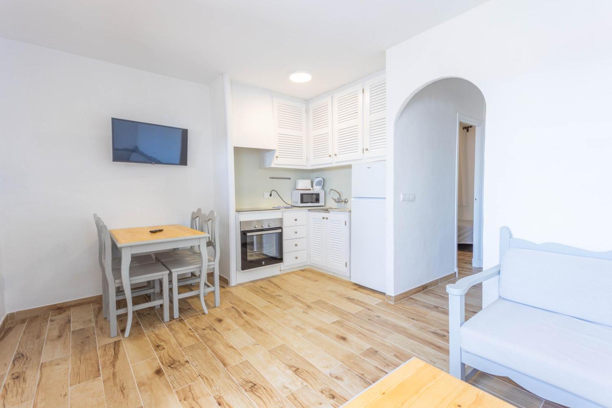 Apartamentos Son Bou Gardens By Menorcarentals Luaran gambar